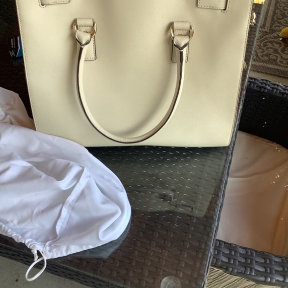 Michael Kors purse - Picture 4 of 6